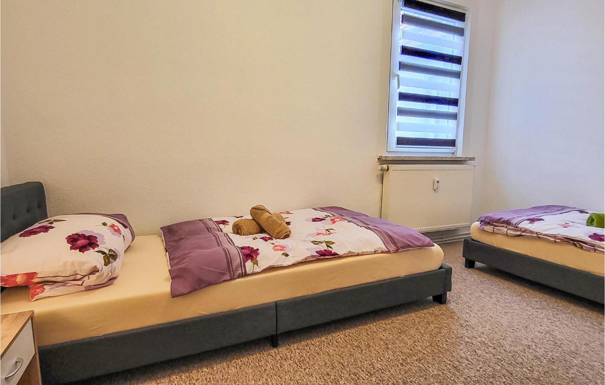 2 Bedroom Nice Apartment In Фридрихрода Екстериор снимка