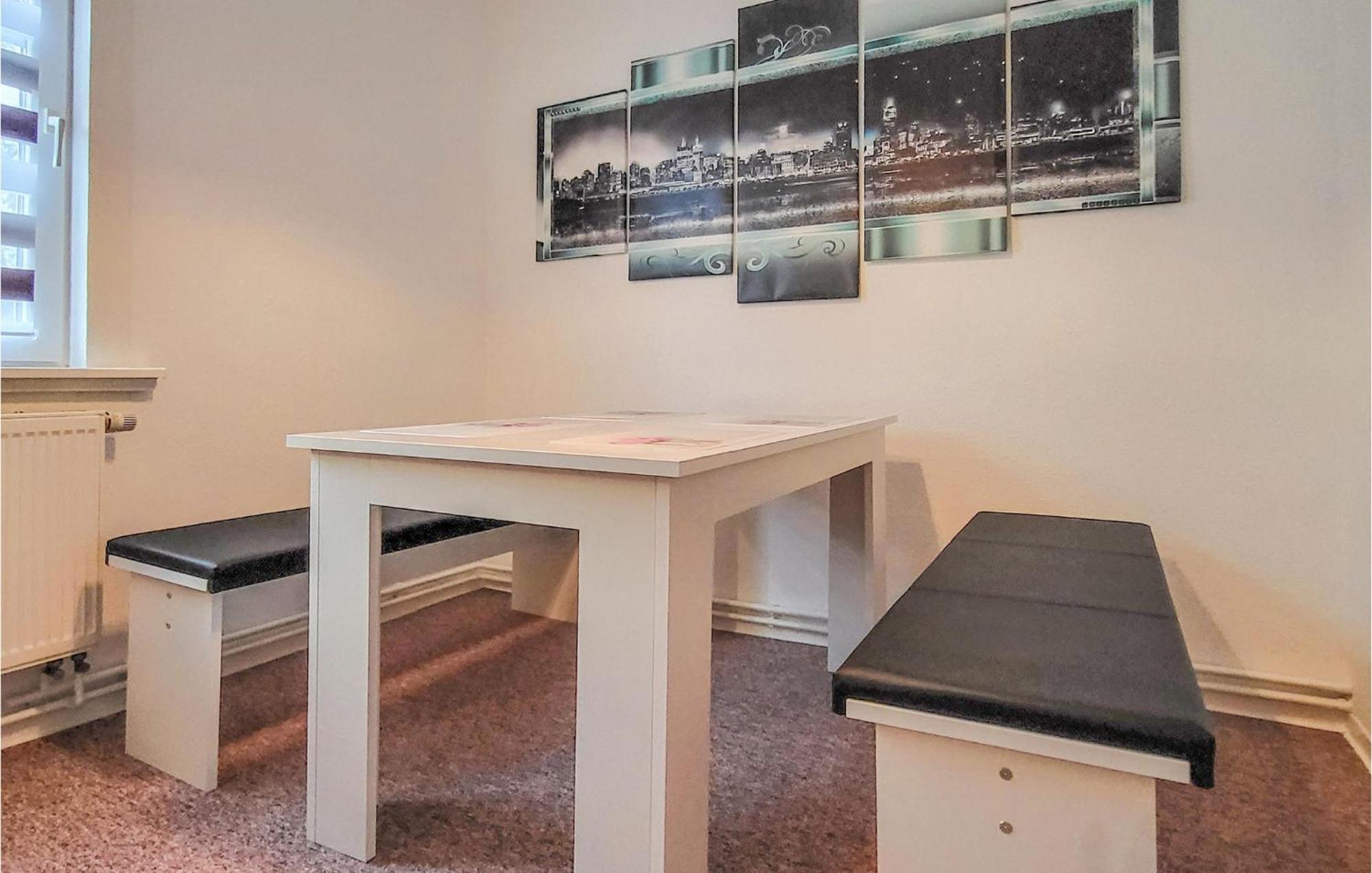 2 Bedroom Nice Apartment In Фридрихрода Екстериор снимка